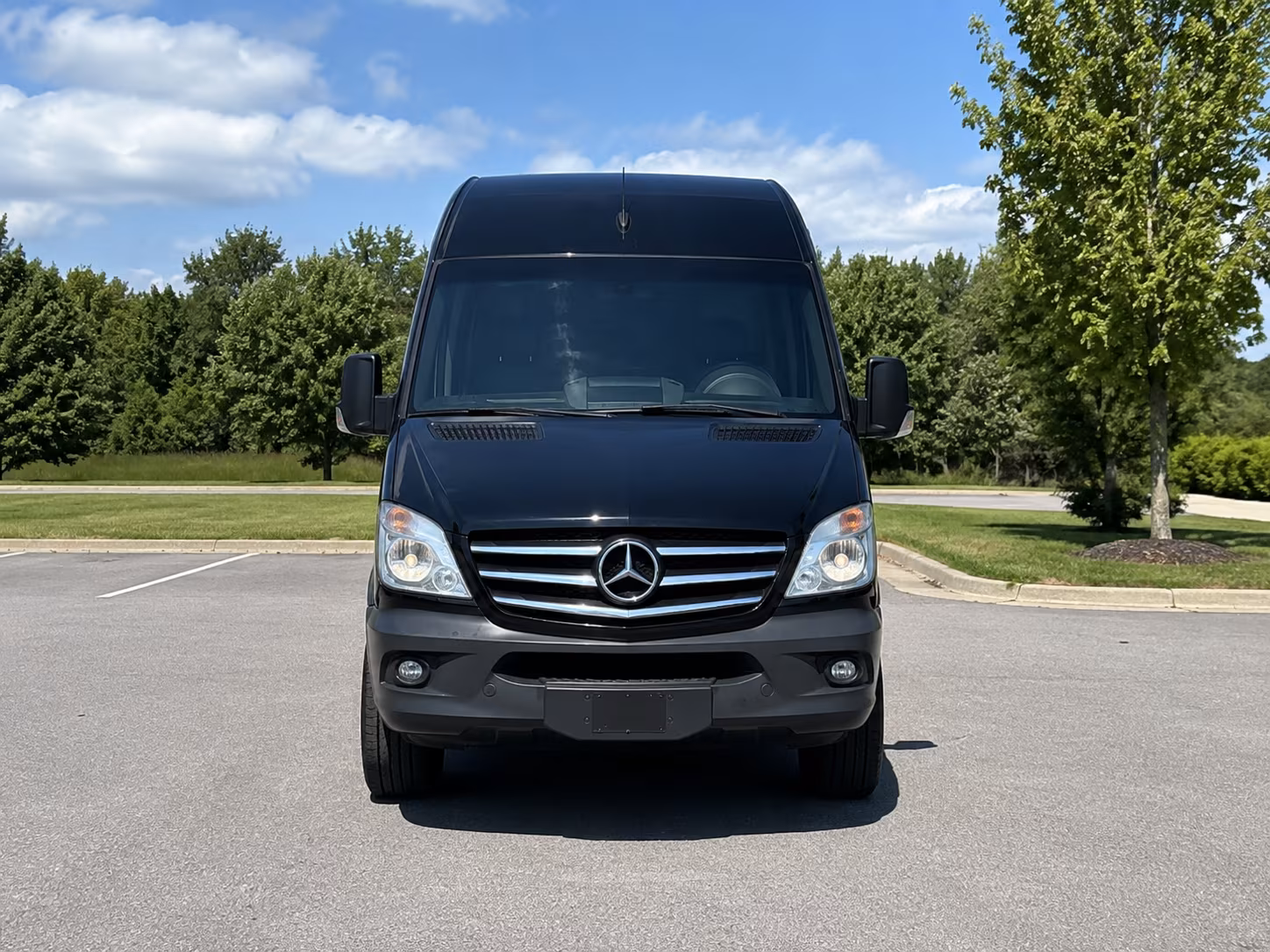 find the perfect transportation for your next airport transfer 2