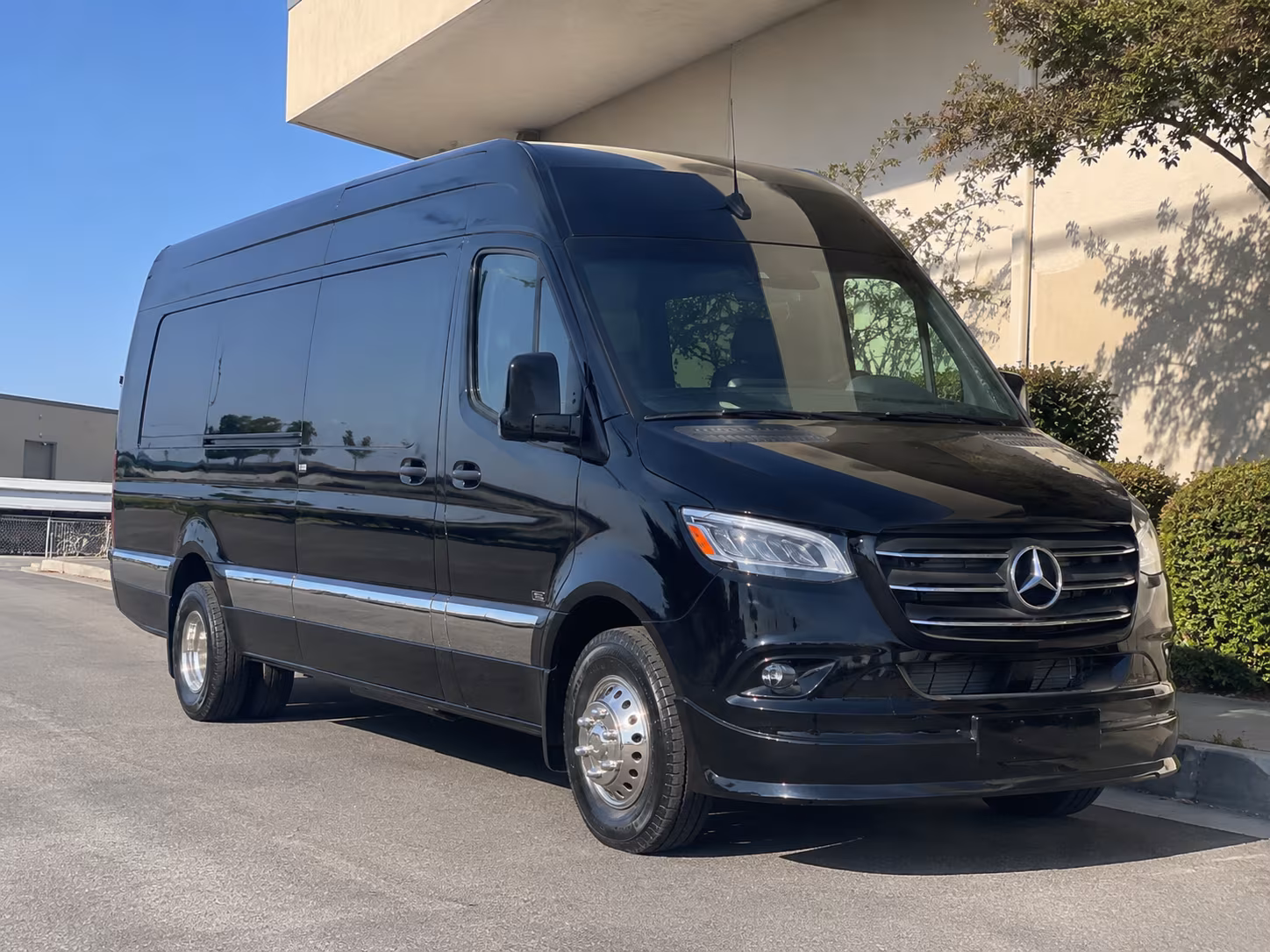 torrance 8 passenger sprinter van